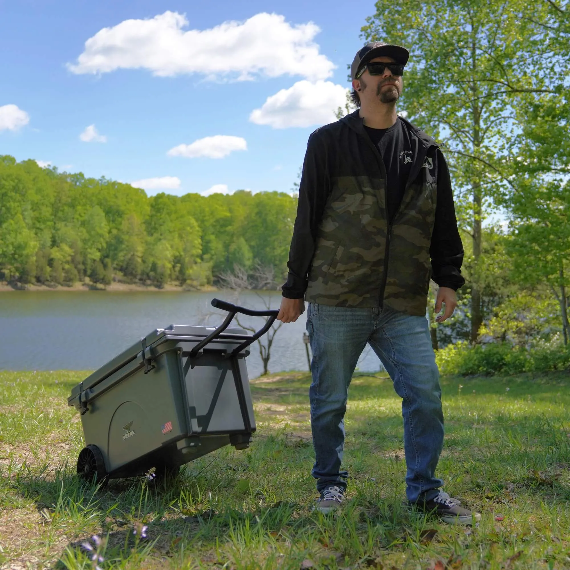 65 Quart Wheeled Cooler Charcoal
