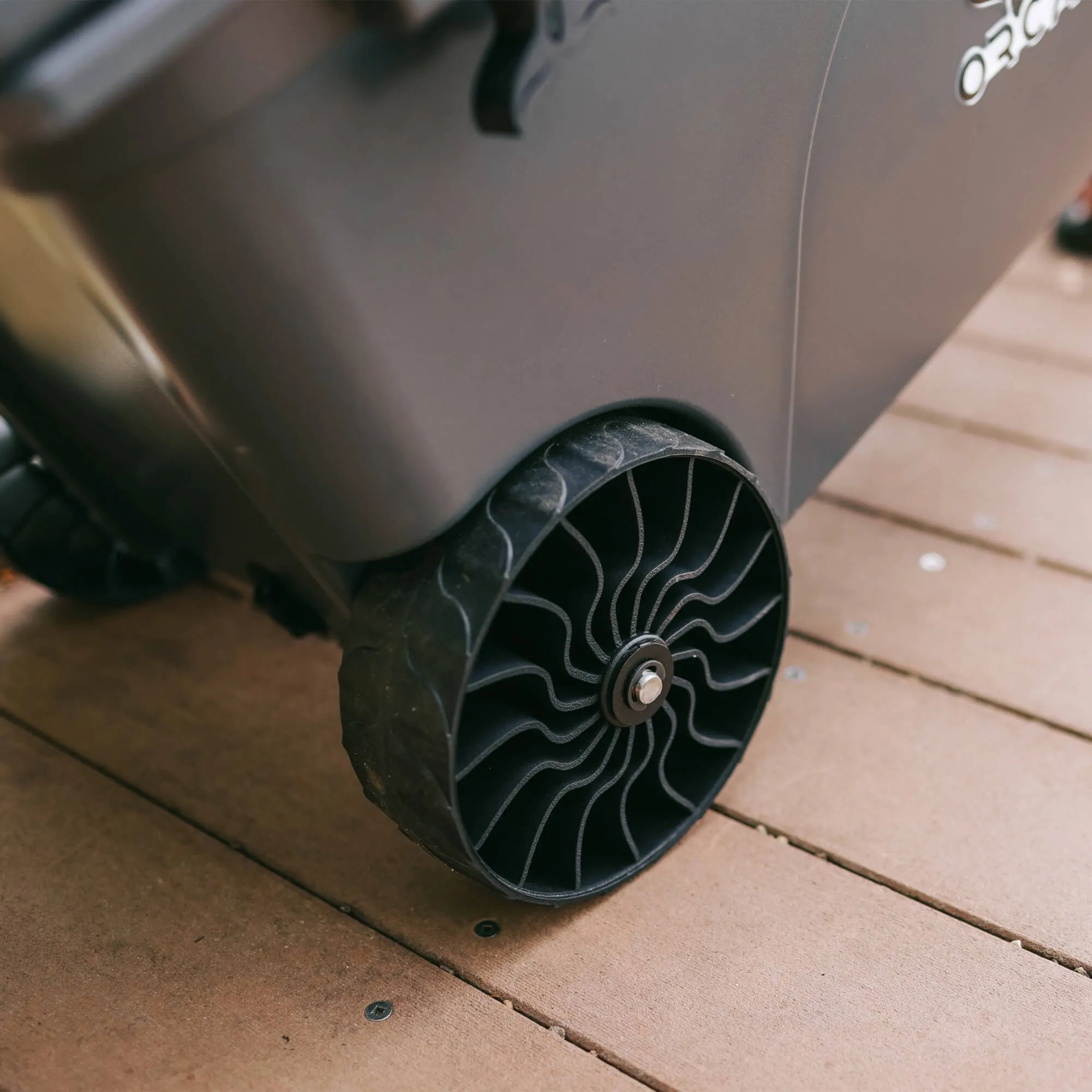 65 Quart Wheeled Cooler Charcoal