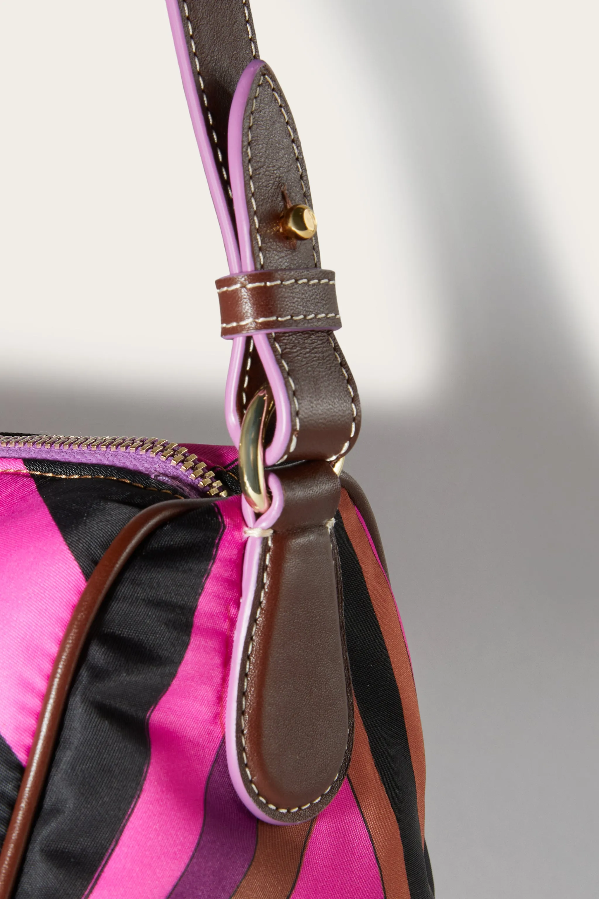 Medium Iride-Print Holdall